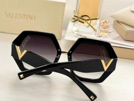 Picture of Valentino Sunglasses _SKUfw52329411fw